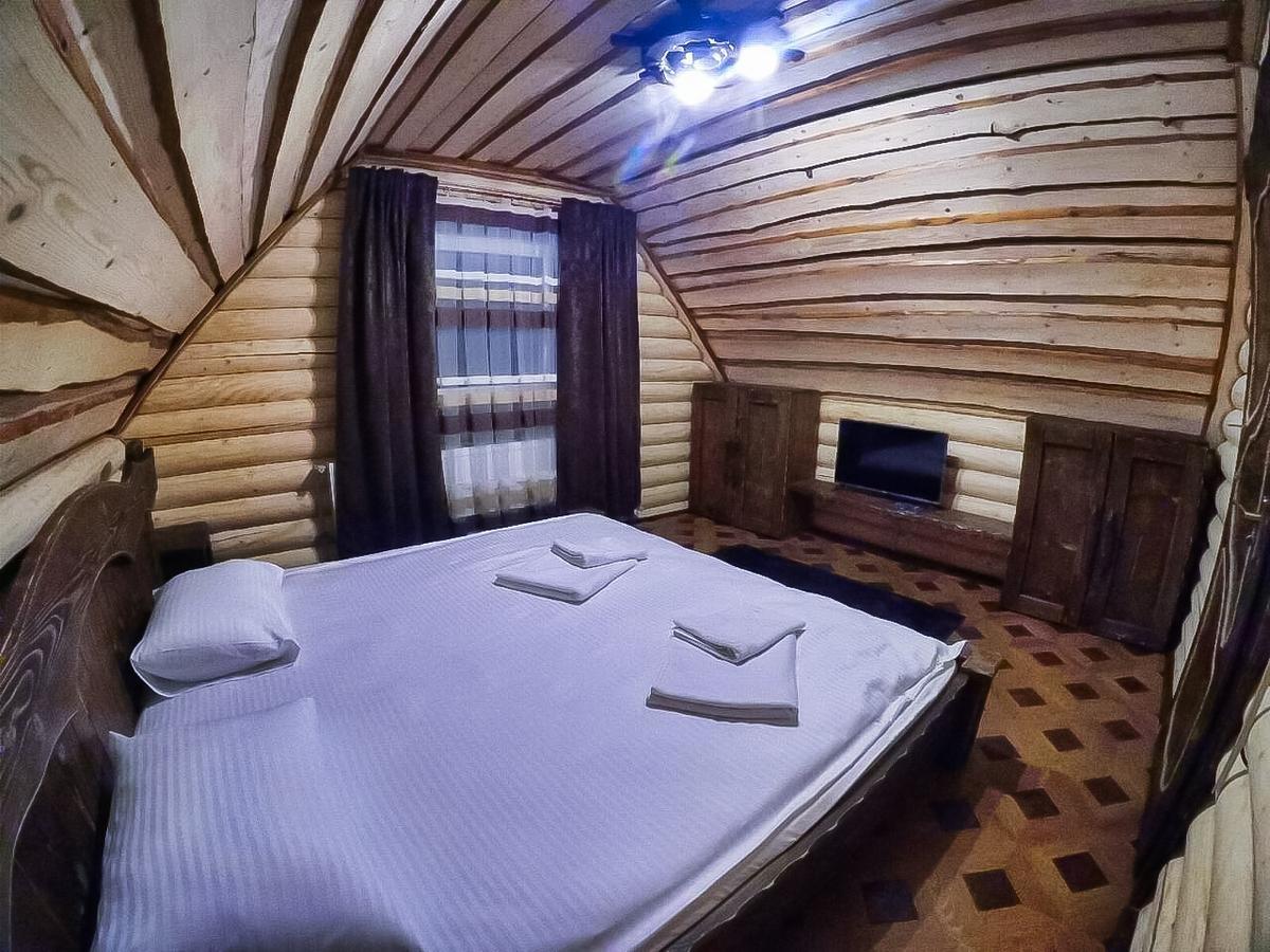 Cottage Hata Zustrich 부코벨 외부 사진