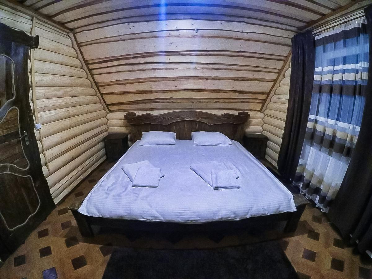 Cottage Hata Zustrich 부코벨 외부 사진