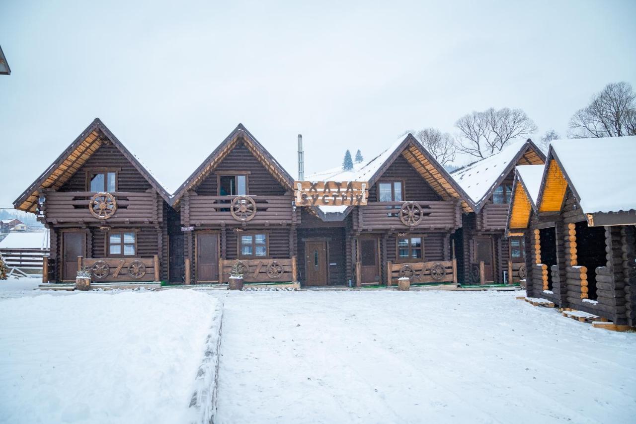 Cottage Hata Zustrich 부코벨 외부 사진